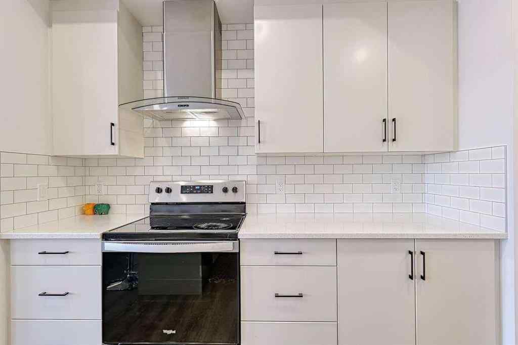 MLS® A2257699 - 146 Arbour Lake Rise NW in Arbour Lake Calgary, Residential