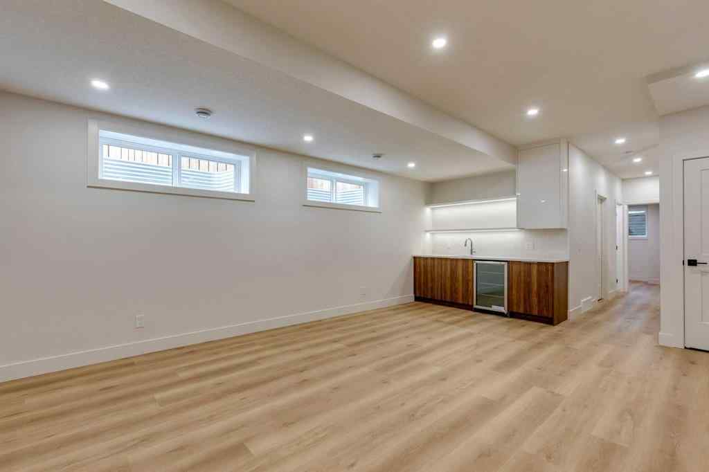 MLS® A2257702 - 2309 21 Avenue SW in Richmond Calgary, Residential