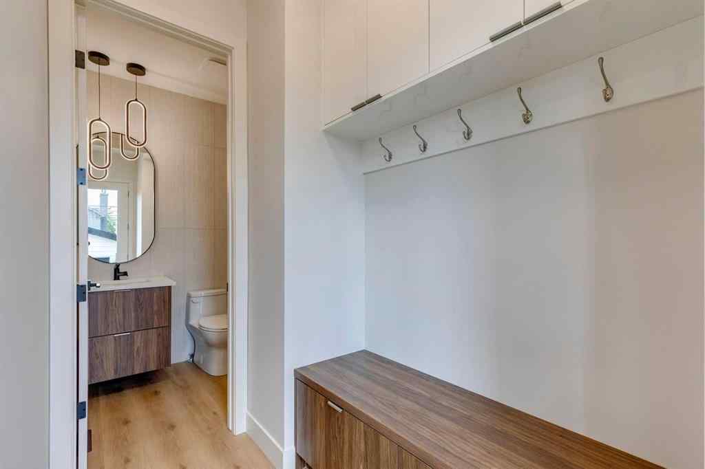 MLS® A2257702 - 2309 21 Avenue SW in Richmond Calgary, Residential
