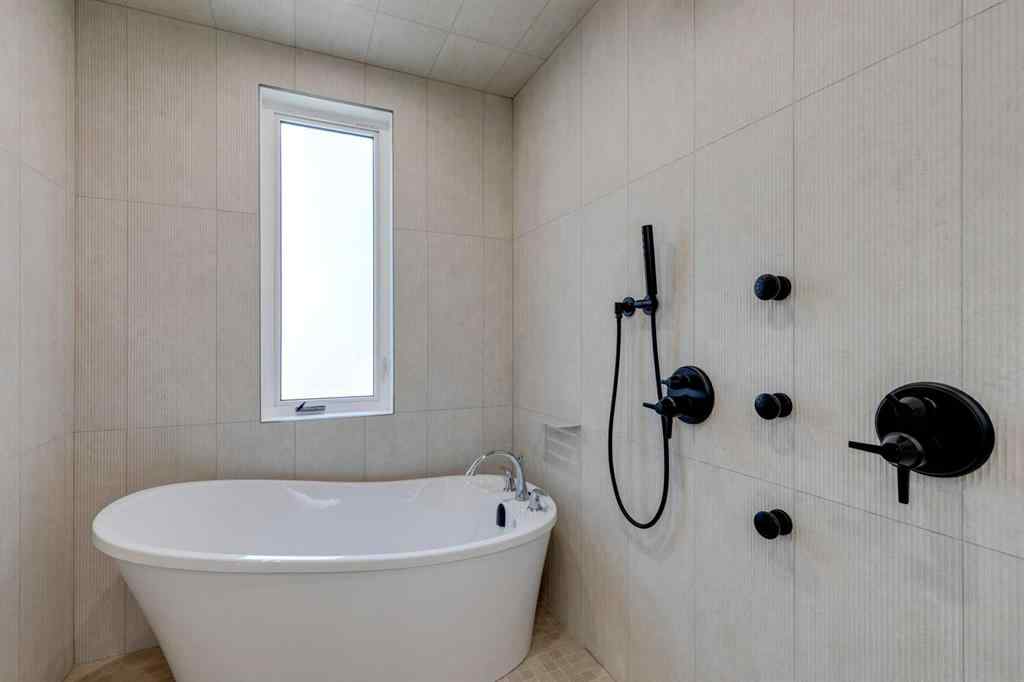 MLS® A2257702 - 2309 21 Avenue SW in Richmond Calgary, Residential