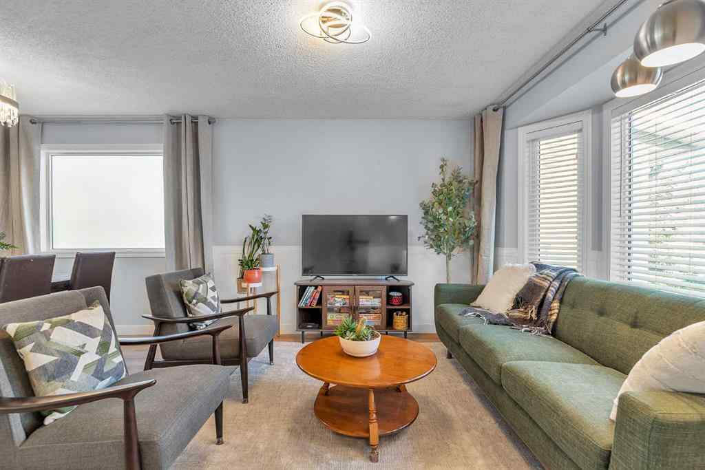 MLS® A2257703 - 1318 Whitfield Avenue  in NONE Crossfield, Residential