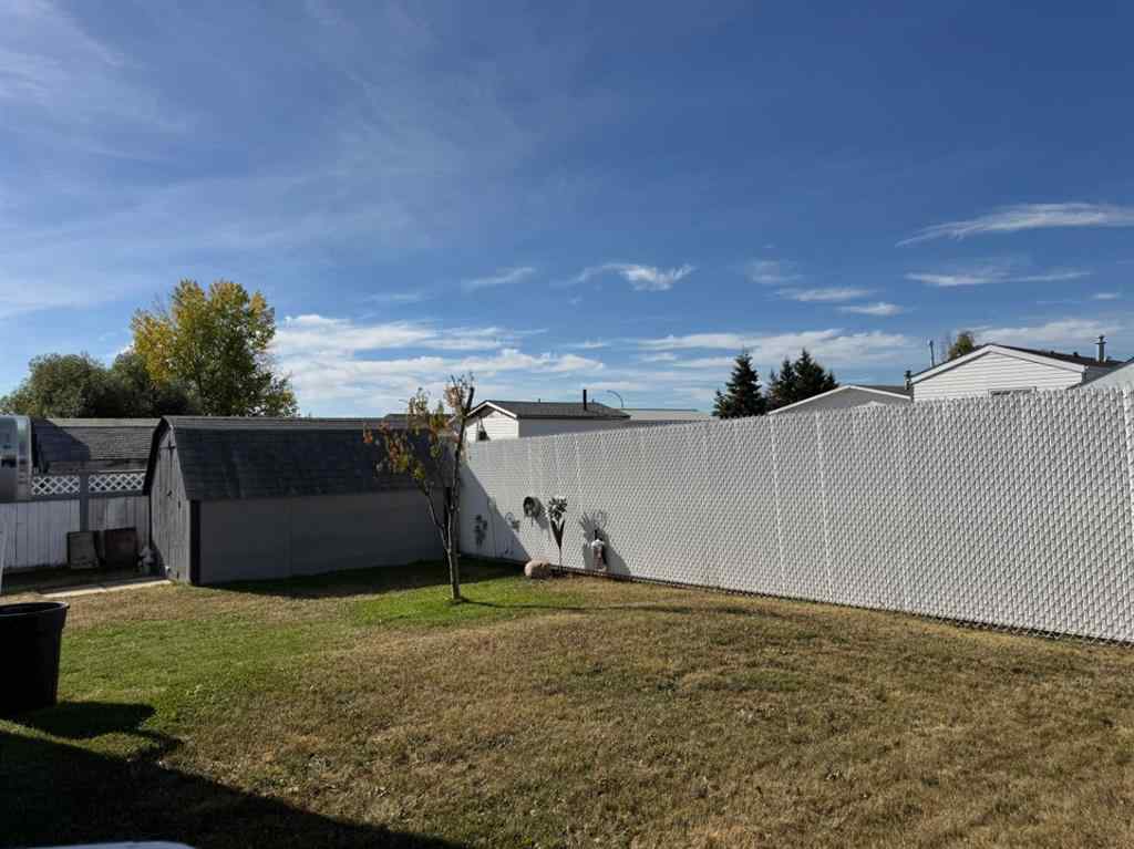 MLS® A2257706 - 10400 98 Street  in NONE Fairview, Residential