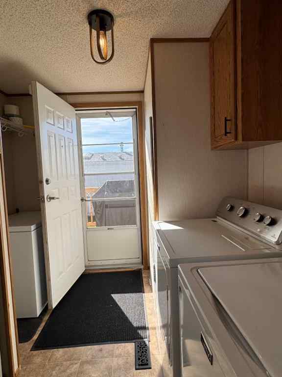MLS® A2257706 - 10400 98 Street  in NONE Fairview, Residential