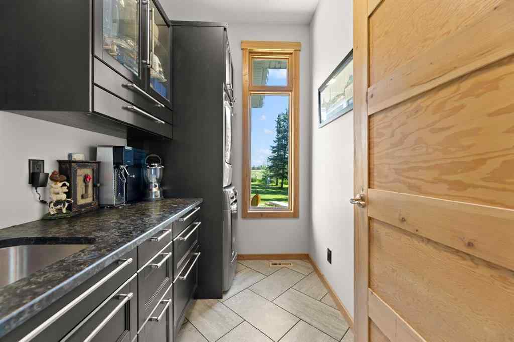 MLS® A2257709 - 6029 Twp Road 33-2   in NONE Rural Mountain View County, Residential