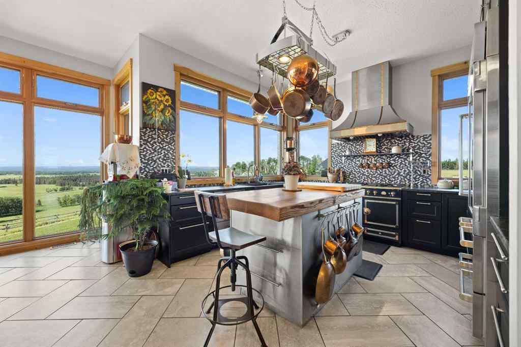 MLS® A2257709 - 6029 Twp Road 33-2   in NONE Rural Mountain View County, Residential