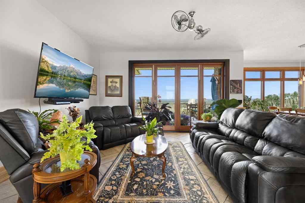 MLS® A2257709 - 6029 Twp Road 33-2   in NONE Rural Mountain View County, Residential