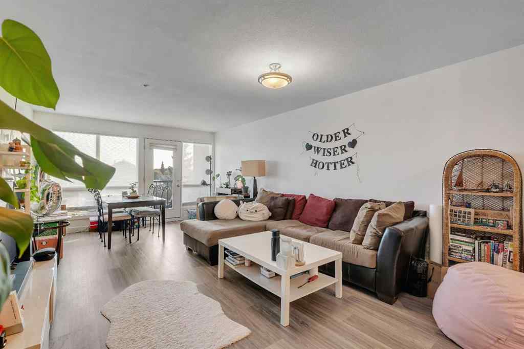 MLS® A2257710 - Unit #302 1724 26 Avenue SW in Bankview Calgary, Residential