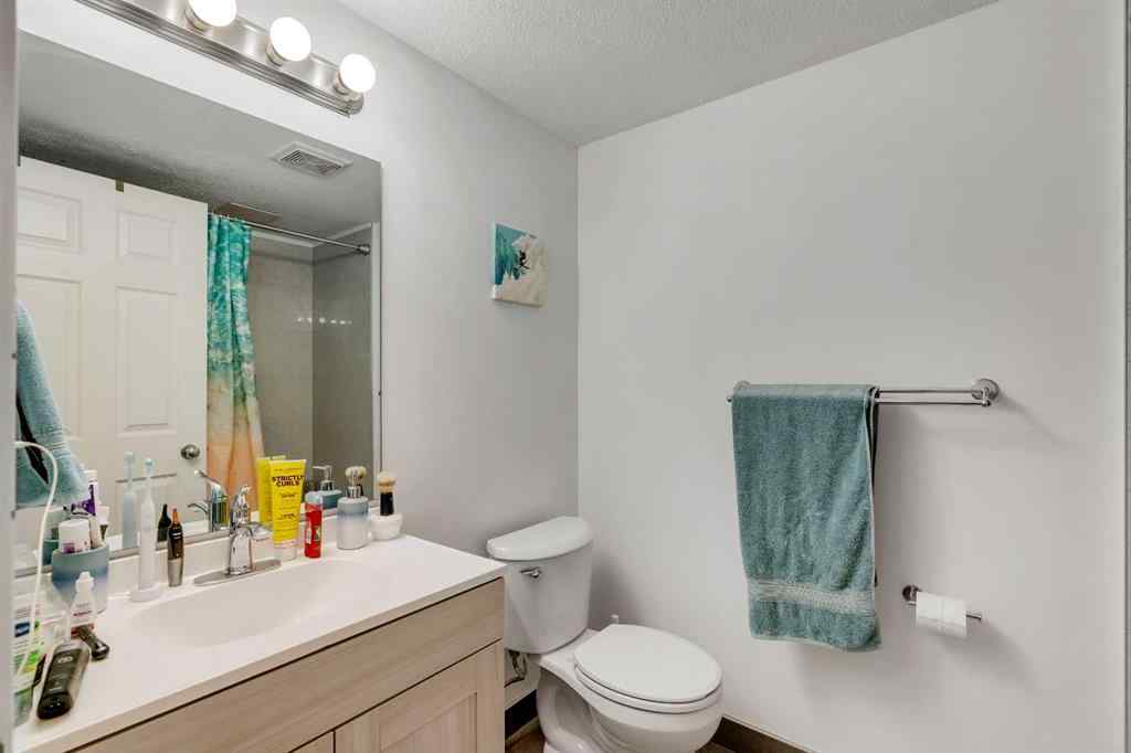 MLS® A2257710 - Unit #302 1724 26 Avenue SW in Bankview Calgary, Residential