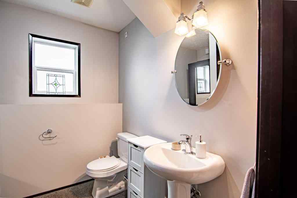 MLS® A2257712 - 84 Addington Drive  in Aspen Ridge Red Deer, Residential