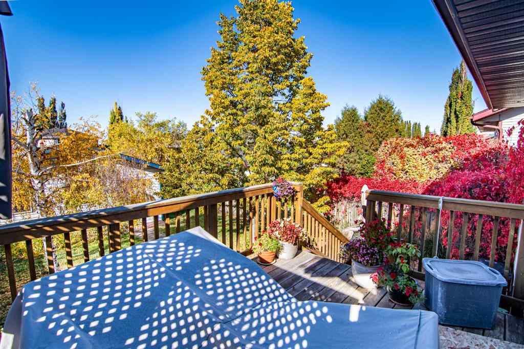 MLS® A2257712 - 84 Addington Drive  in Aspen Ridge Red Deer, Residential