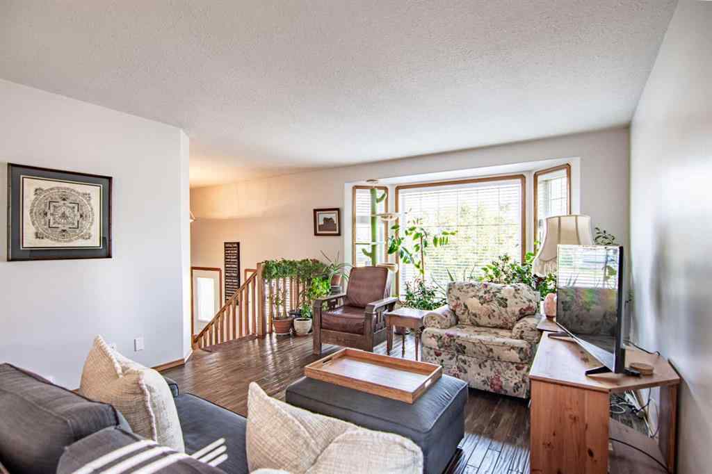 MLS® A2257712 - 84 Addington Drive  in Aspen Ridge Red Deer, Residential