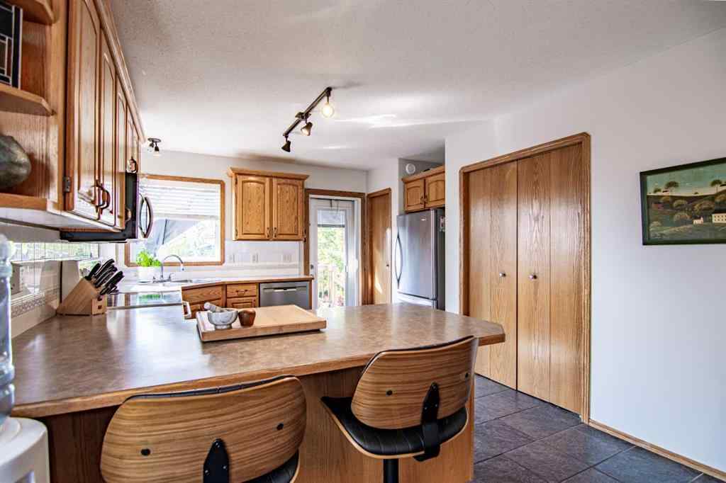 MLS® A2257712 - 84 Addington Drive  in Aspen Ridge Red Deer, Residential