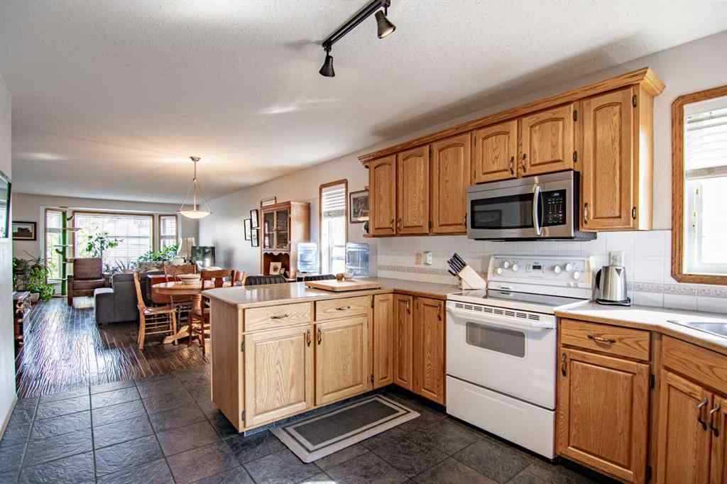 MLS® A2257712 - 84 Addington Drive  in Aspen Ridge Red Deer, Residential