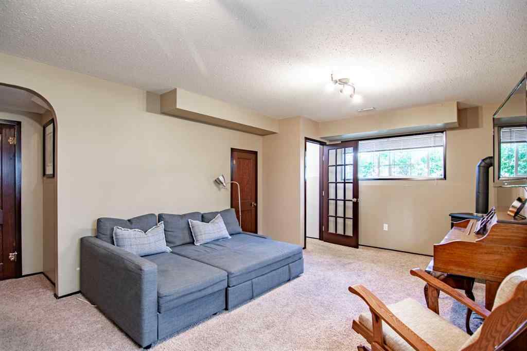 MLS® A2257712 - 84 Addington Drive  in Aspen Ridge Red Deer, Residential