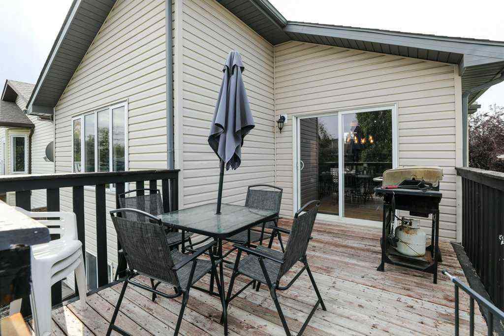 MLS® A2257713 - 329 Grizzly Crescent  N in Uplands Lethbridge, Residential