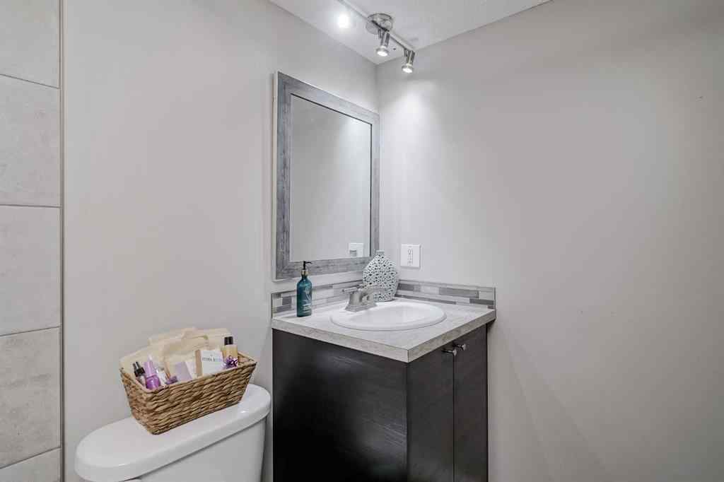 MLS® A2257715 - Unit #2310 4001B 49 Street NW in Varsity Calgary, Residential