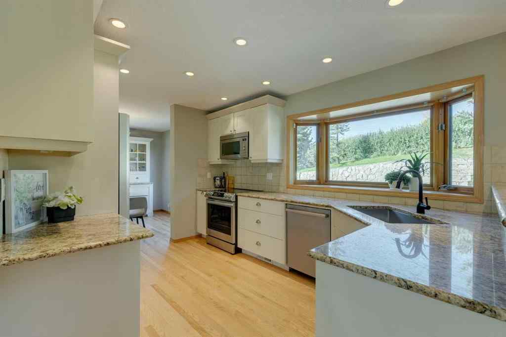 MLS® A2257716 - 523 Ranch Estates Place NW in Ranchlands Calgary, Residential