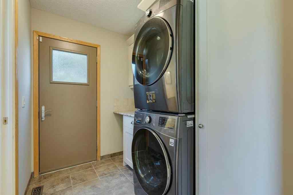 MLS® A2257716 - 523 Ranch Estates Place NW in Ranchlands Calgary, Residential