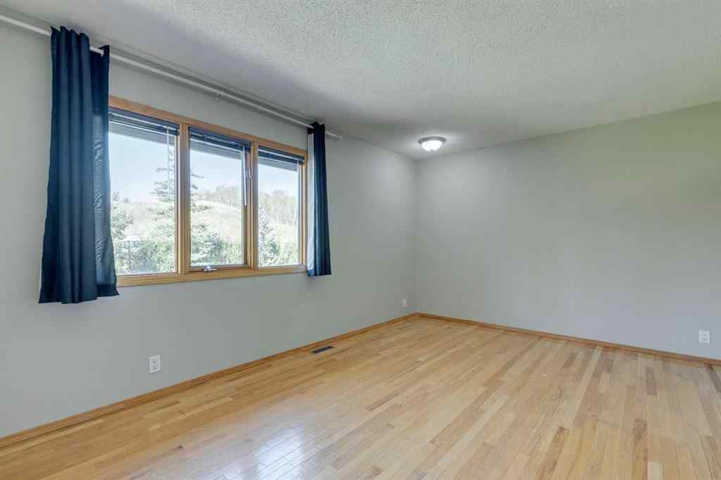 MLS® A2257716 - 523 Ranch Estates Place NW in Ranchlands Calgary, Residential
