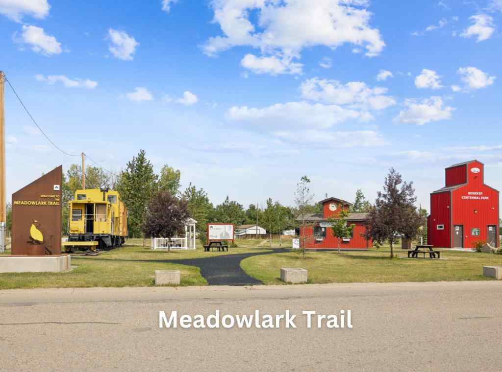 MLS® A2257717 - 3 Clover Crescent  in NONE Beiseker, Residential