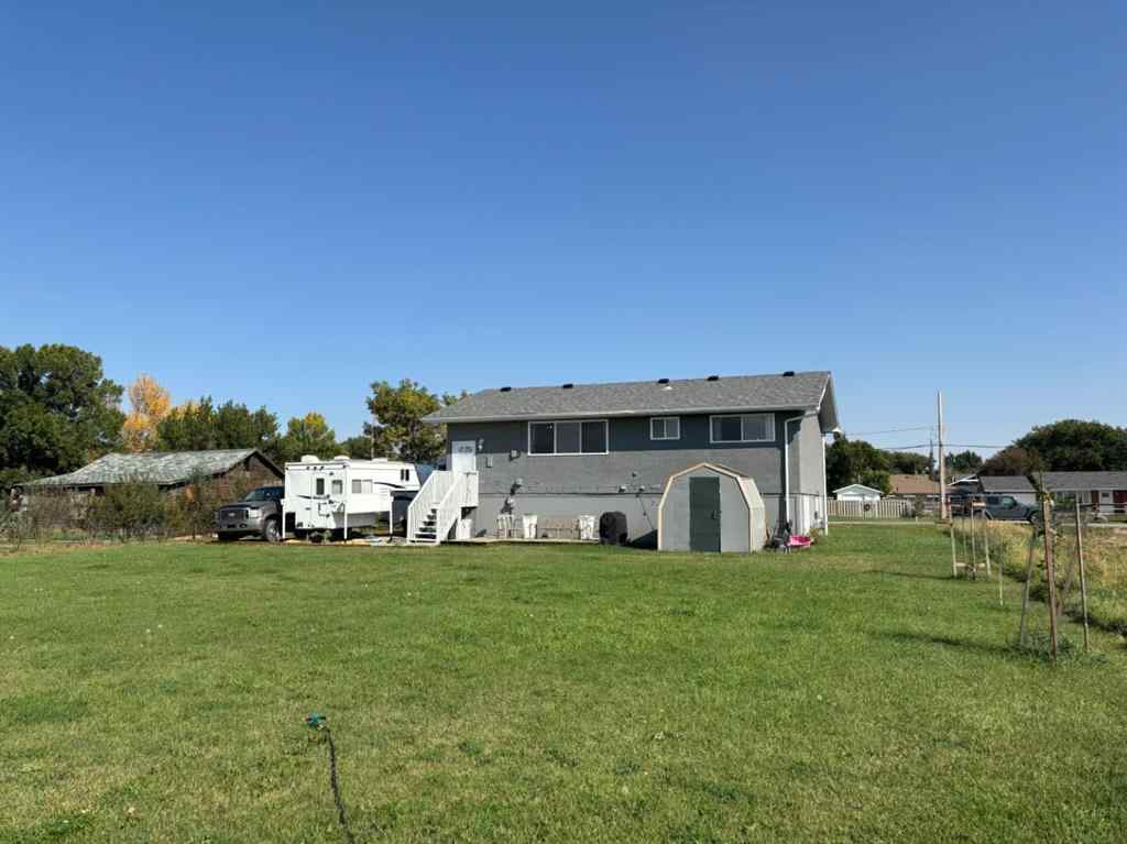 MLS® A2257719 - 122 S 3 Street W in NONE Magrath, Residential