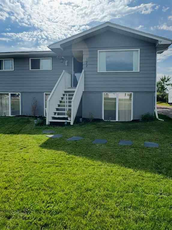 MLS® A2257719 - 122 S 3 Street W in NONE Magrath, Residential