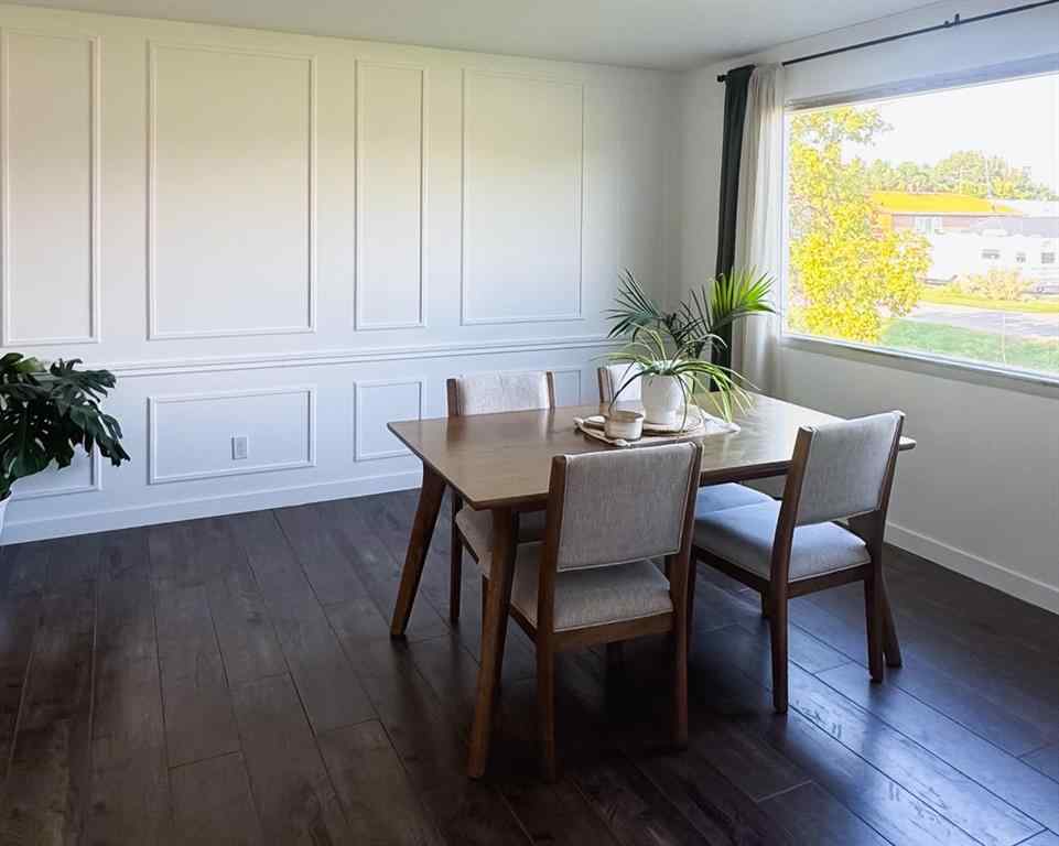 MLS® A2257719 - 122 S 3 Street W in NONE Magrath, Residential