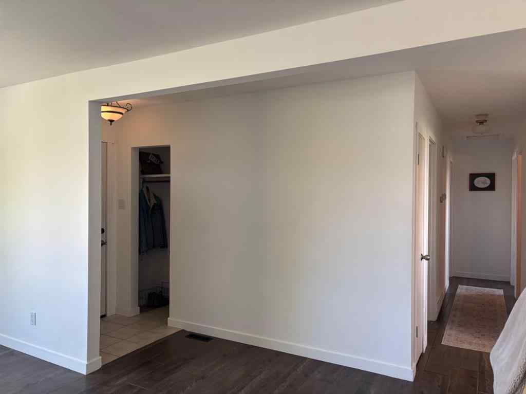 MLS® A2257719 - 122 S 3 Street W in NONE Magrath, Residential