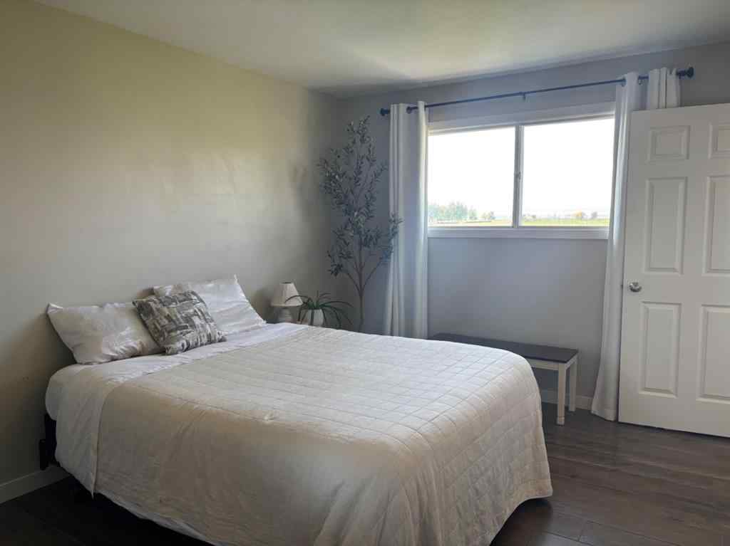 MLS® A2257719 - 122 S 3 Street W in NONE Magrath, Residential