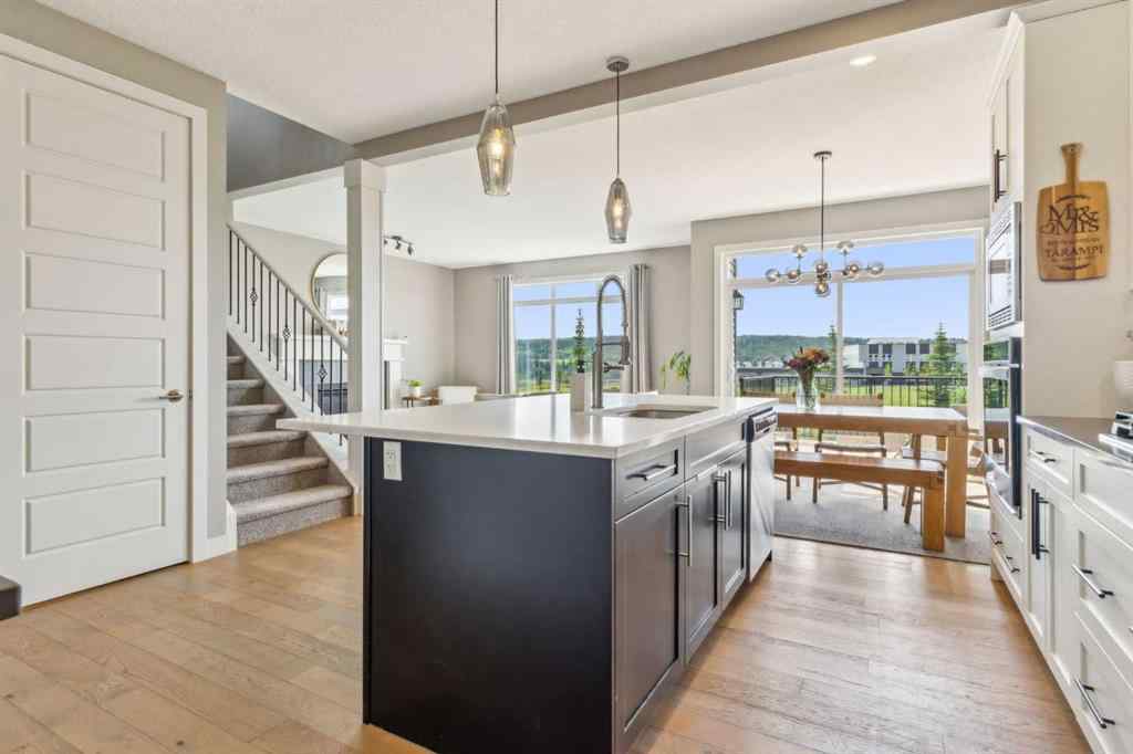 MLS® A2257720 - 128 Sundown View  in Sunset Ridge Cochrane, Residential