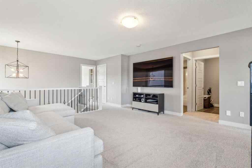 MLS® A2257720 - 128 Sundown View  in Sunset Ridge Cochrane, Residential
