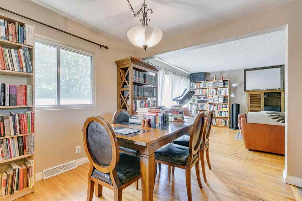MLS® A2257725 - 146 Wedgewood Drive SW in Wildwood Calgary, Residential