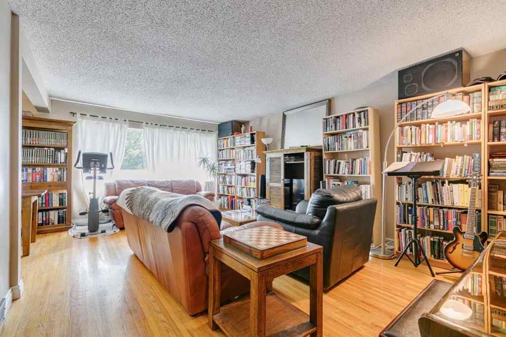 MLS® A2257725 - 146 Wedgewood Drive SW in Wildwood Calgary, Residential