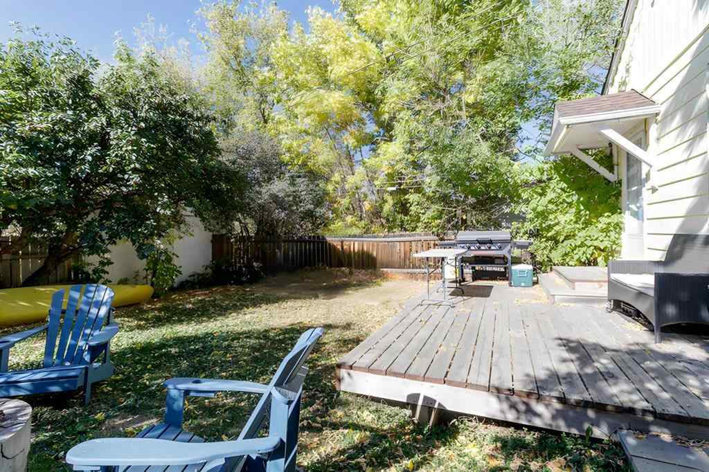 MLS® A2257726 - 4732 52 Street  in Central Core Sylvan Lake, Residential