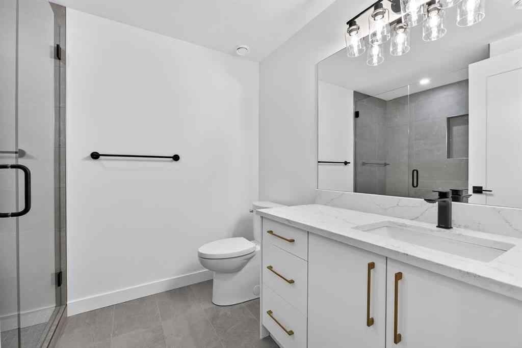 MLS® A2257733 - 2038 54 Avenue SW in North Glenmore Park Calgary, Residential