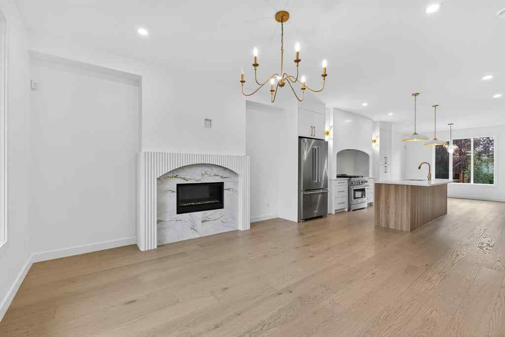 MLS® A2257733 - 2038 54 Avenue SW in North Glenmore Park Calgary, Residential