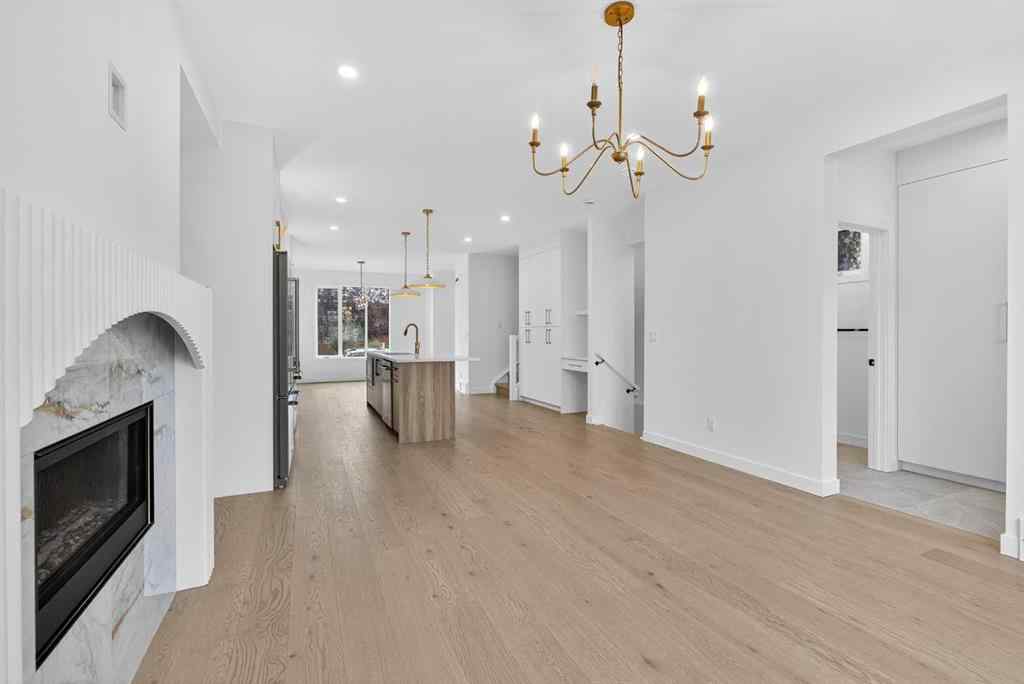 MLS® A2257733 - 2038 54 Avenue SW in North Glenmore Park Calgary, Residential