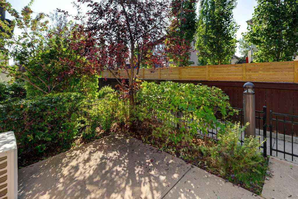 MLS® A2257734 - 115 Aspen Hills Villas SW in Aspen Woods Calgary, Residential