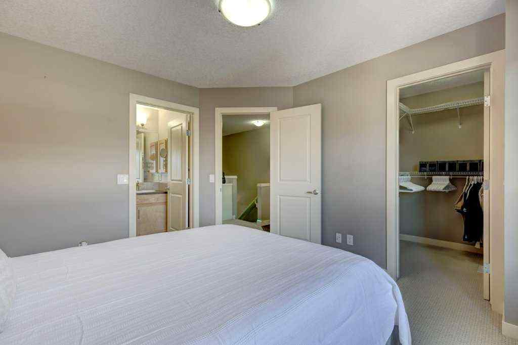 MLS® A2257734 - 115 Aspen Hills Villas SW in Aspen Woods Calgary, Residential