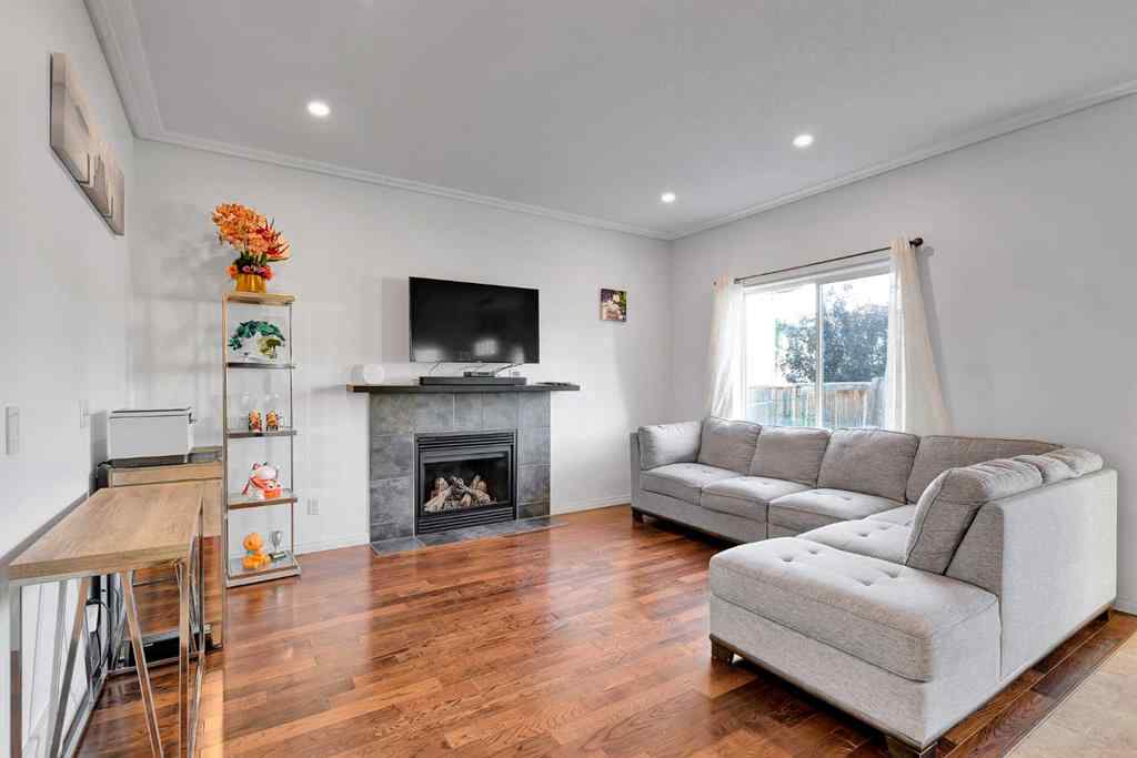 MLS® A2257740 - 175 Evansmeade Common NW in Evanston Calgary, Residential
