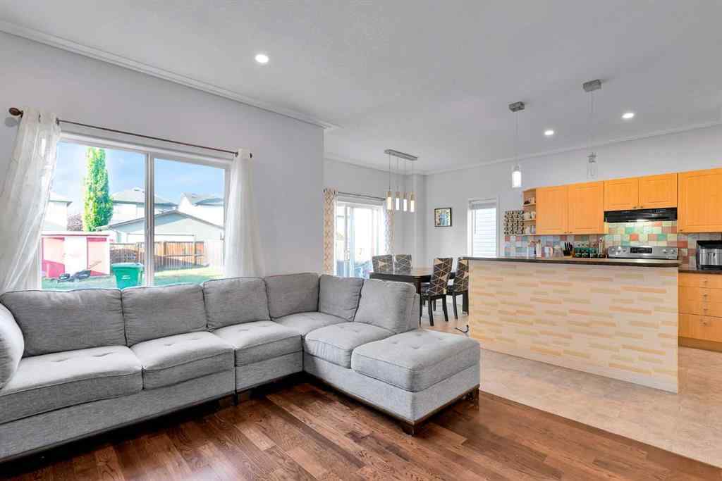 MLS® A2257740 - 175 Evansmeade Common NW in Evanston Calgary, Residential