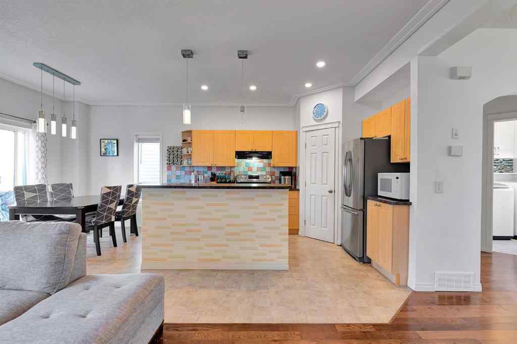 MLS® A2257740 - 175 Evansmeade Common NW in Evanston Calgary, Residential