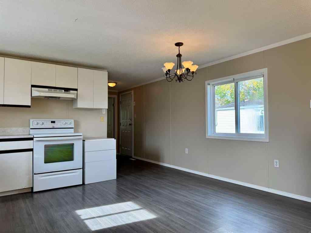 MLS® A2257742 - Unit #6 9824 104 Avenue  in NONE Clairmont, Mobile