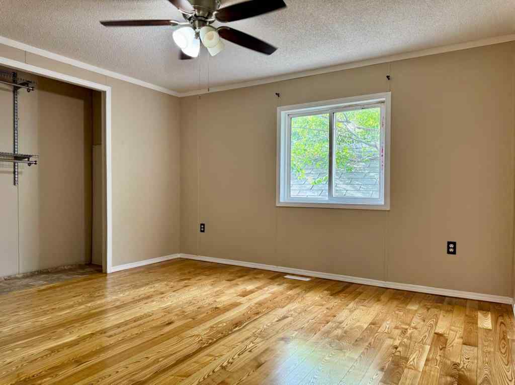 MLS® A2257742 - Unit #6 9824 104 Avenue  in NONE Clairmont, Mobile