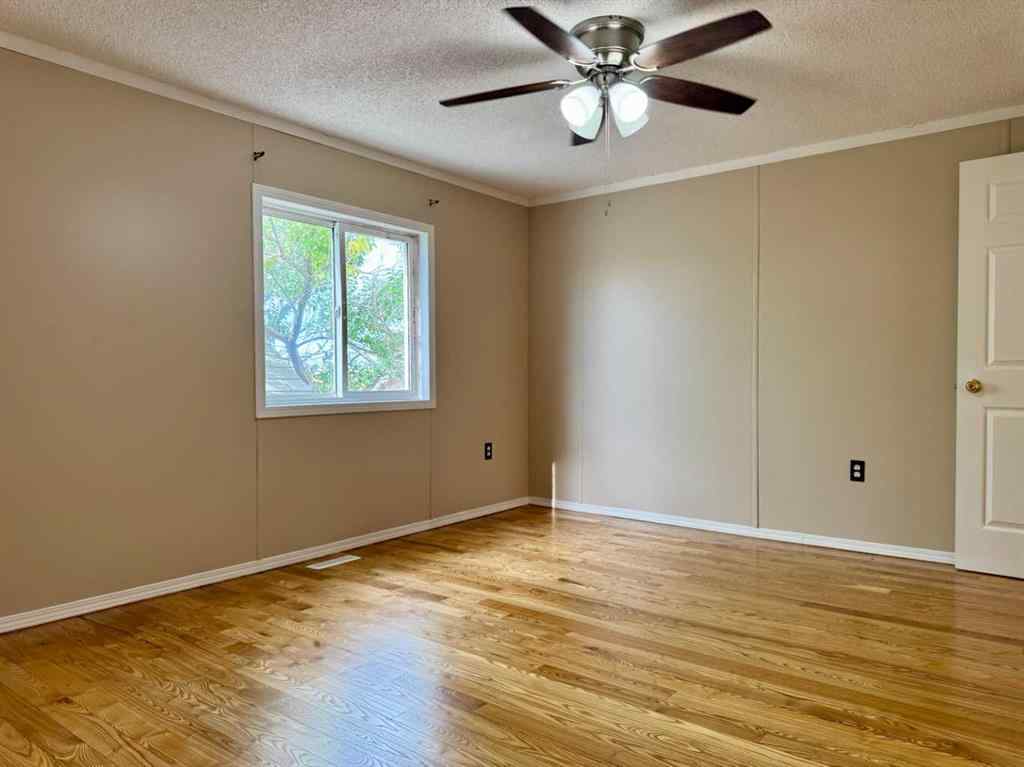 MLS® A2257742 - Unit #6 9824 104 Avenue  in NONE Clairmont, Mobile