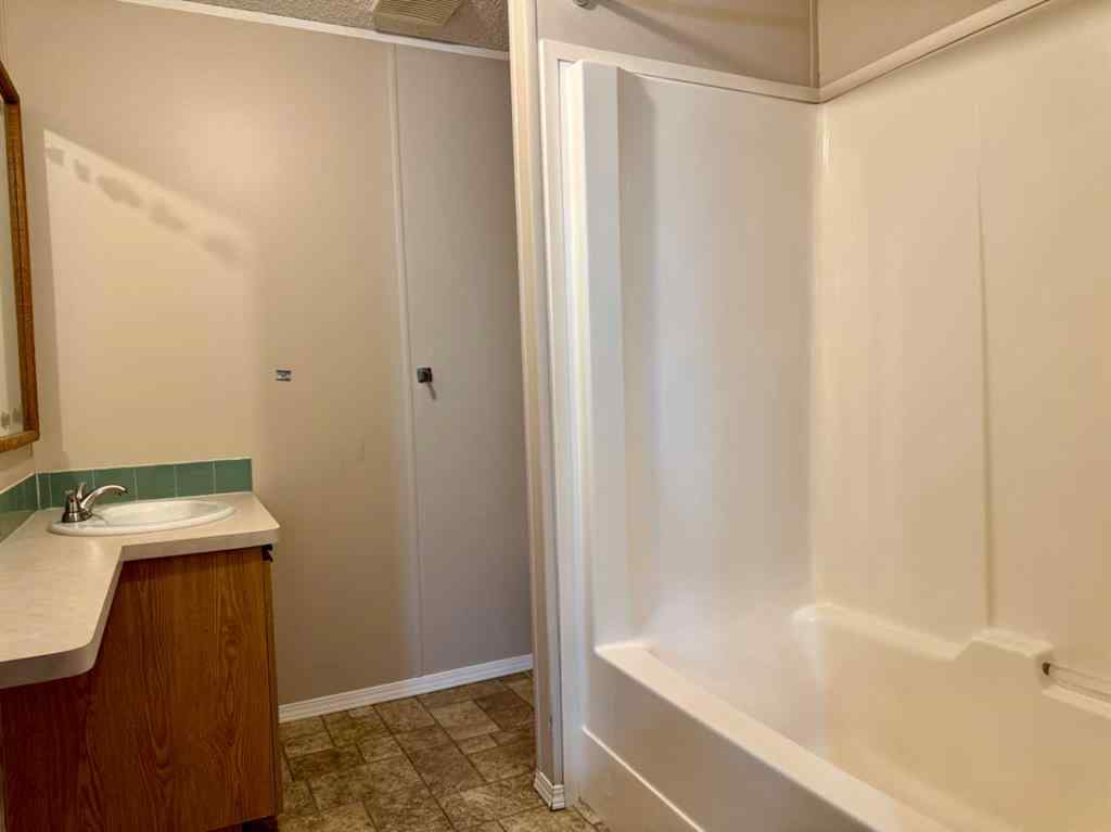 MLS® A2257742 - Unit #6 9824 104 Avenue  in NONE Clairmont, Mobile