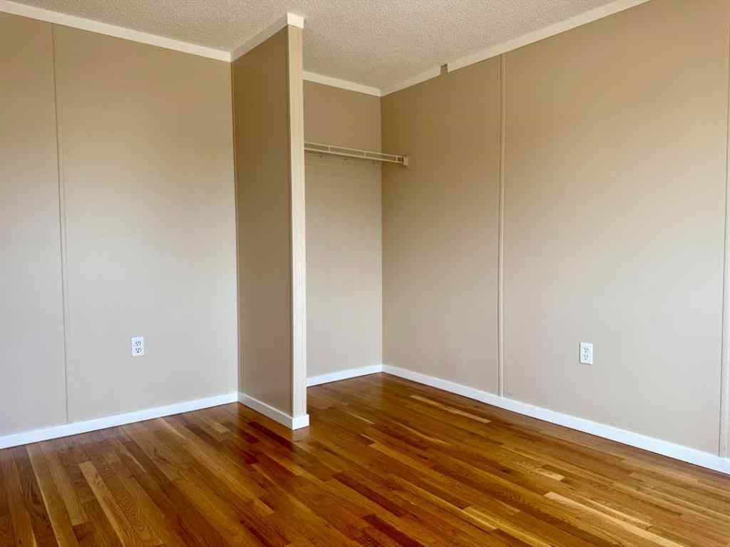 MLS® A2257742 - Unit #6 9824 104 Avenue  in NONE Clairmont, Mobile