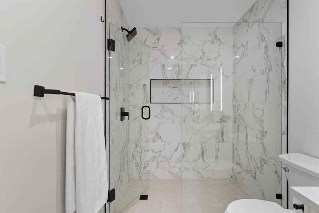 MLS® A2257747 - 660 Wallace Drive  in NONE Carstairs, Residential