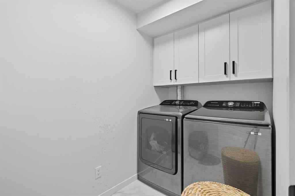 MLS® A2257747 - 660 Wallace Drive  in NONE Carstairs, Residential