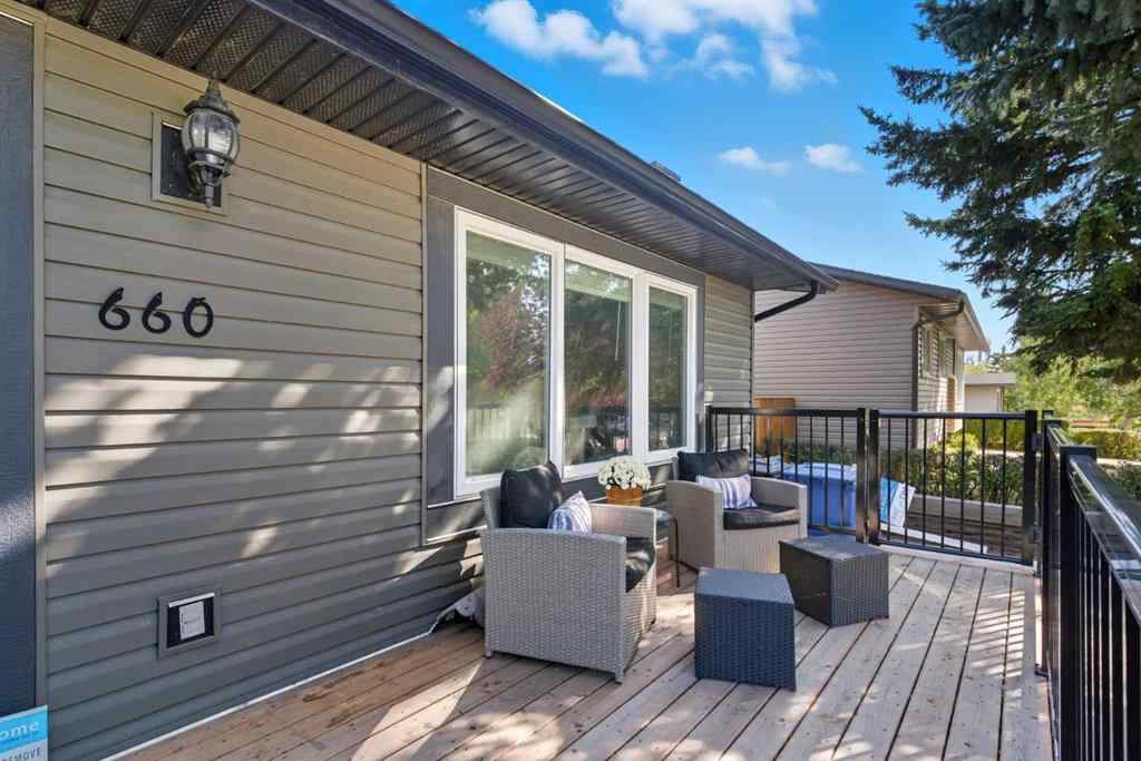 MLS® A2257747 - 660 Wallace Drive  in NONE Carstairs, Residential